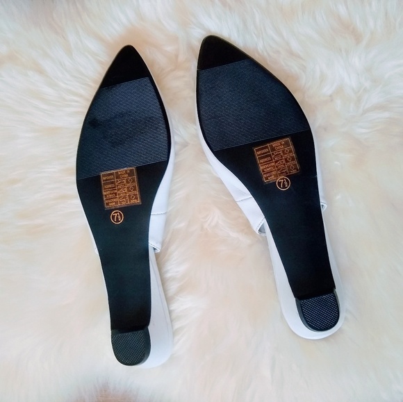 Anna white pointed  Shoes Size 7.5 - Picture 6 of 6